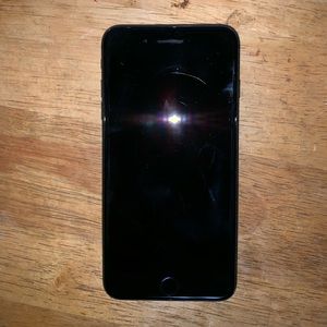 IPHONE 7 PLUS 128 GB (NEEDS TO BE UNLOCKED)